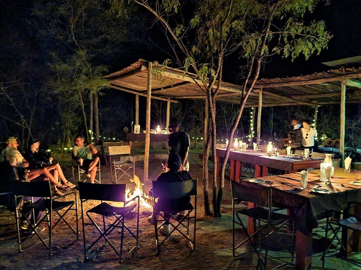 The Wild Olive Tree Camp Hotell Welverdiend  Exteriör bild